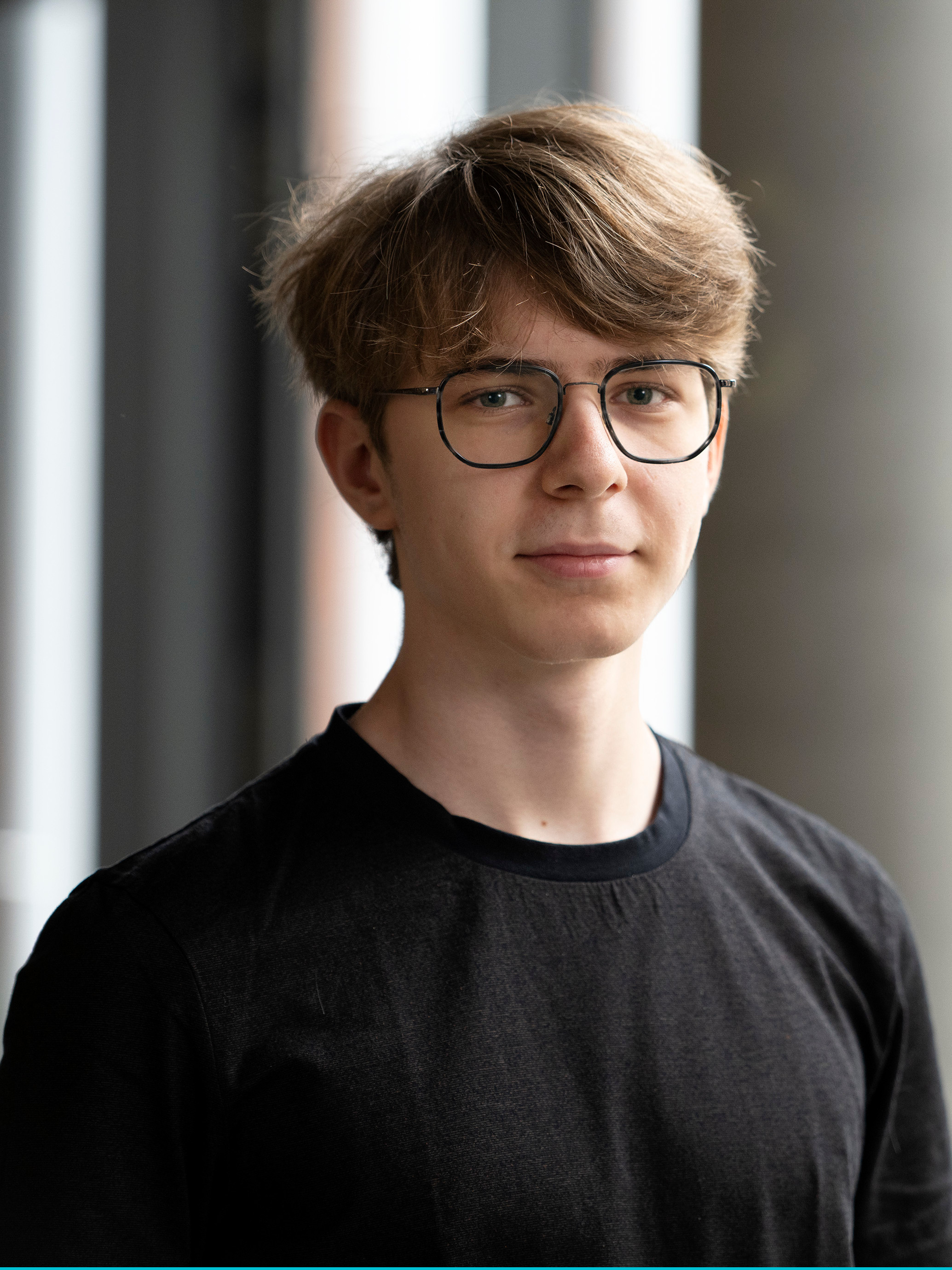 images/kontakt/001Mitarbeiter/0_Corvin_Klein.jpg