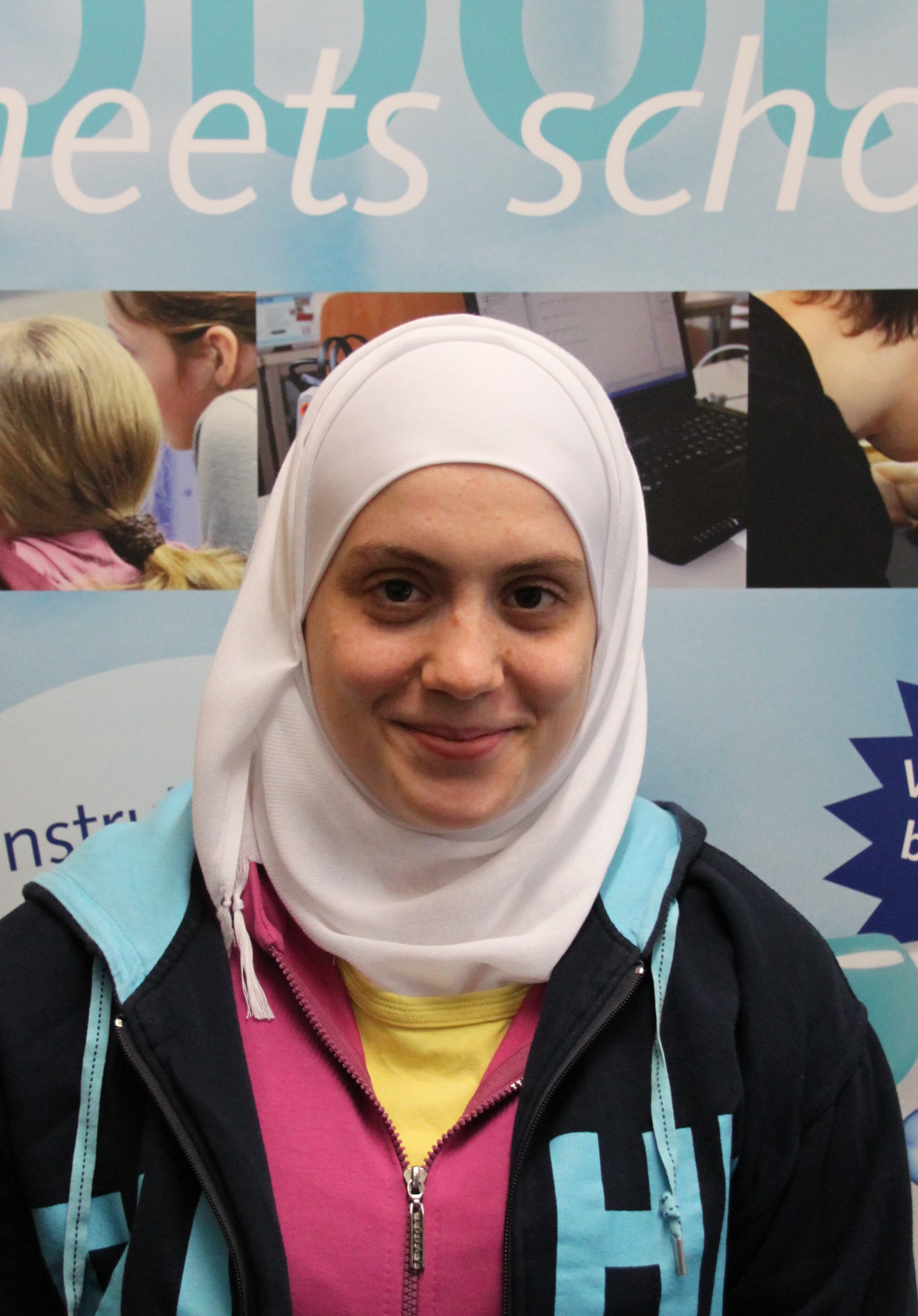 images/kontakt/001Mitarbeiter/Dania_Alghazal.jpg