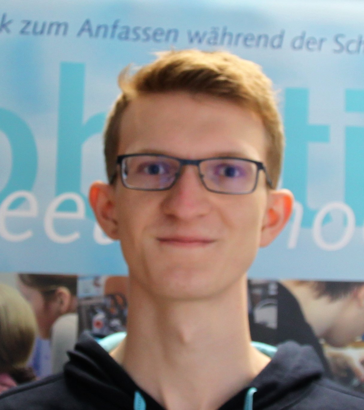 images/kontakt/001Mitarbeiter/Fabian_Krger.jpg