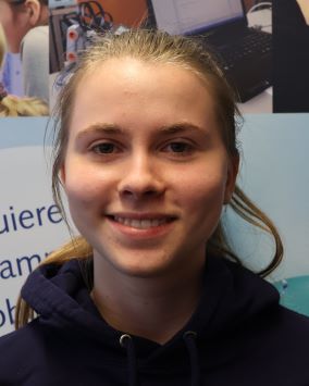 images/kontakt/001Mitarbeiter/lena_schimmelmann.jpg